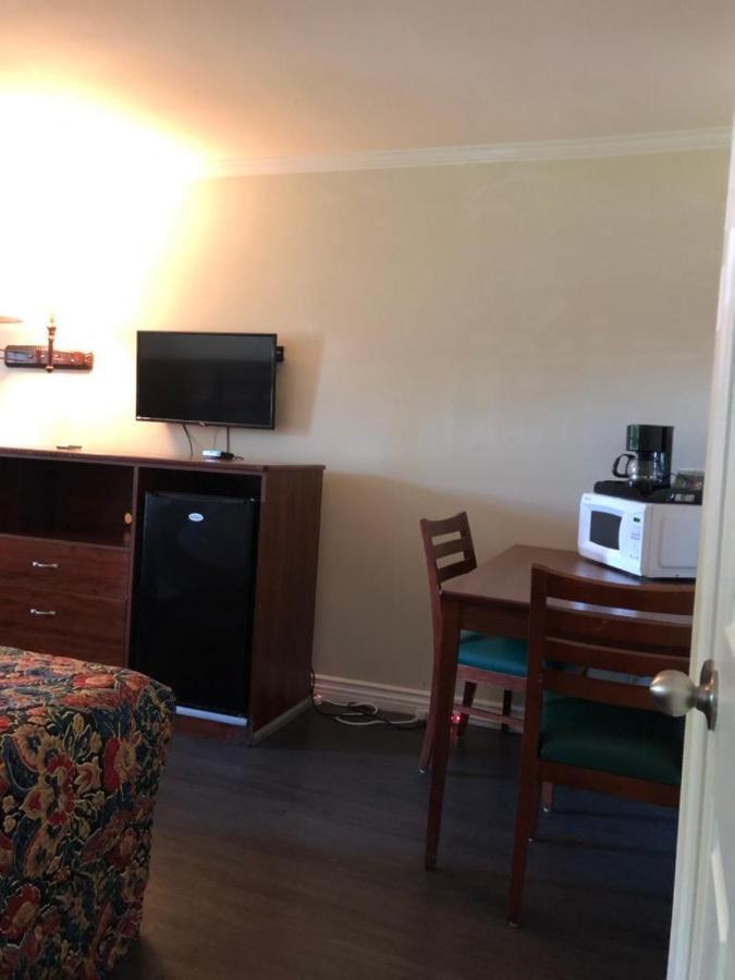 Sierra Crossing Motel Bloomington Kültér fotó